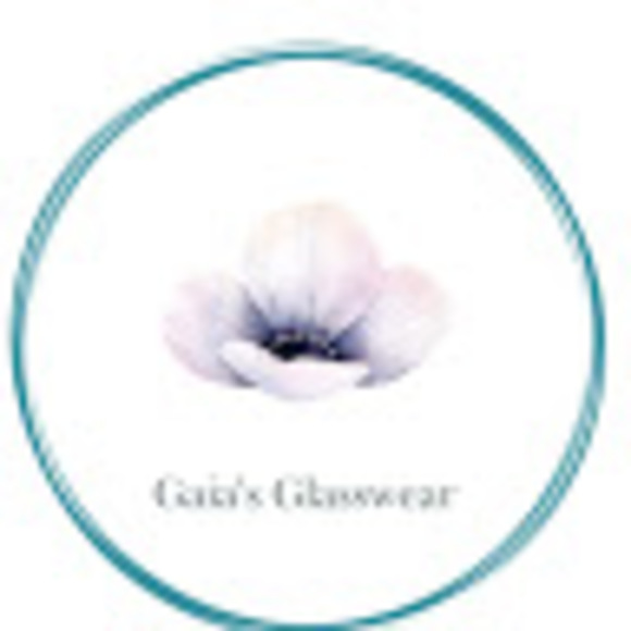 Meet your Posher, Krystal - Picture 1 of 1